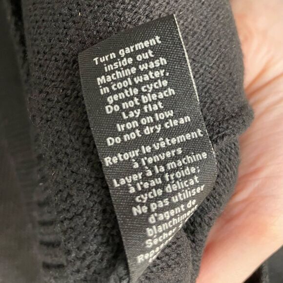 [L] Jessica Black Holiday Cardigan with Creme & Red Fair Isle Snowflake Print - Picture 9 of 10